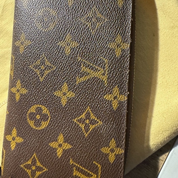 Great condition Lv Wallet - Picture 5 of 6